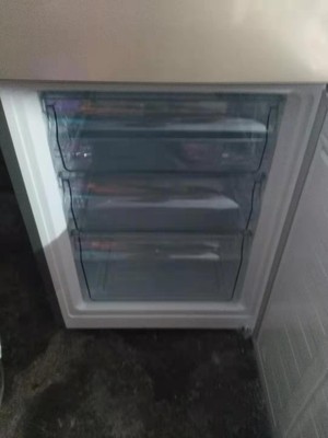 入手分析容声 BCD-251WKD1NY配置参考讲解质量怎么样