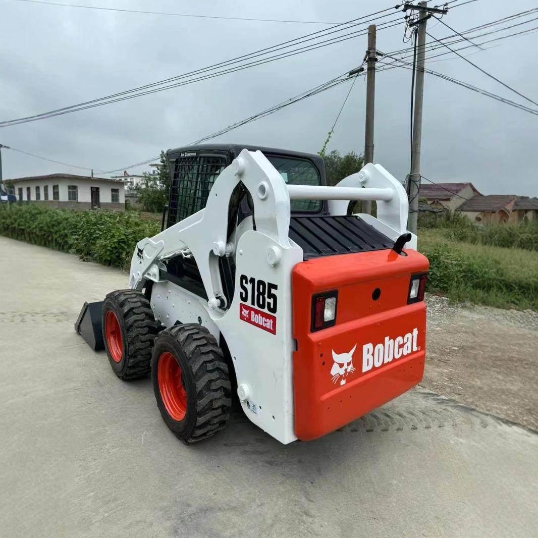 出售二手Bobcat山猫S185 S160 S300滑移装载机