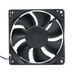 8cm AUB0812H 0.30A 12V 投影仪散热风扇 8025