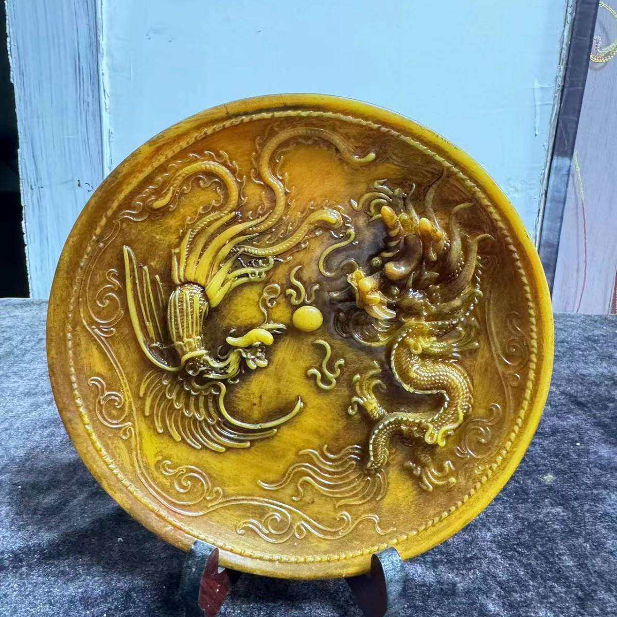 仿古龙凤盘子树脂摆件玉雕装饰摆件玉盘古玉复古把玩收藏工艺品