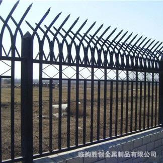 供应铁艺焊接护栏 别墅阳台围墙铁艺防护栏公园庭院铁艺栅栏围栏