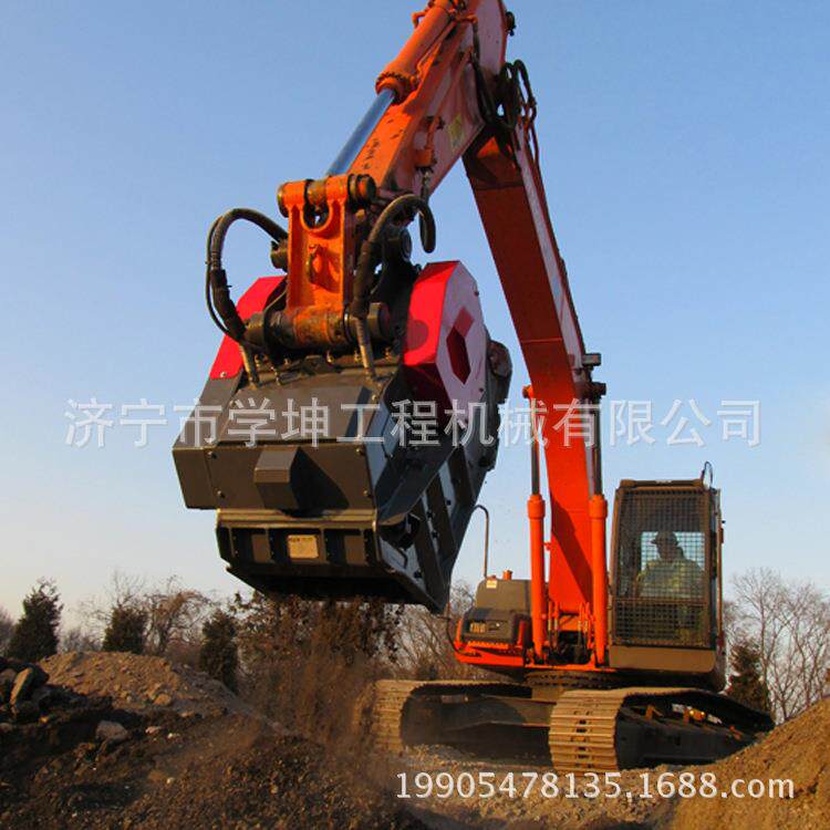 移动式破碎铲斗颚式破碎斗挖机建筑模板破碎斗