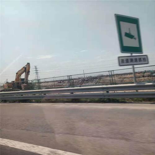 交通标志杆单悬臂F杆 L型立柱道路指路指示牌 热镀锌杆件厂家