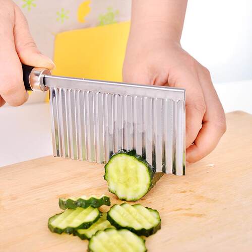 Creative Multi-functional Potato Slicer with Wavy Blade for