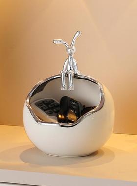 入门玄关摆件门口放钥匙神器挂免打孔创意收纳筐现代轻奢收纳装