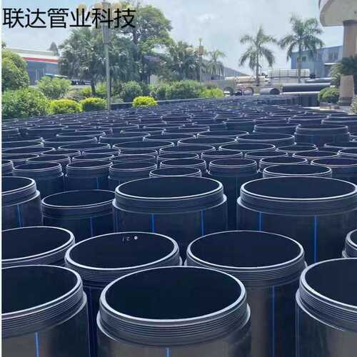 自锁式PE置换管12.5KN柔性密封聚乙烯缠绕实壁排水管自锁式拉顶管
