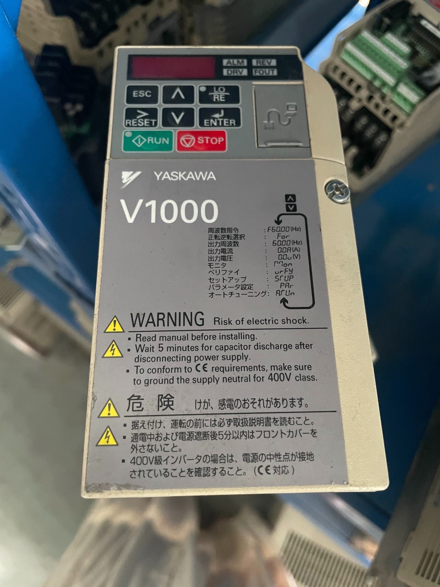 CIMR-VA2A0004BAA安川变频器0.75KW/0.