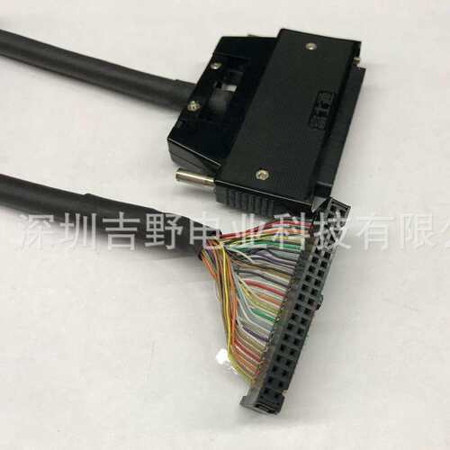 位置控制单元侧中继单元用电缆XW2Z-100J-A6伺服中继单元电缆
