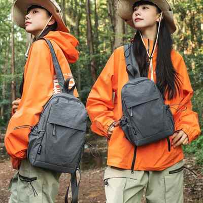 多功能两用胸包男女户外出行旅游轻便小型双肩包防水登山包斜挎包