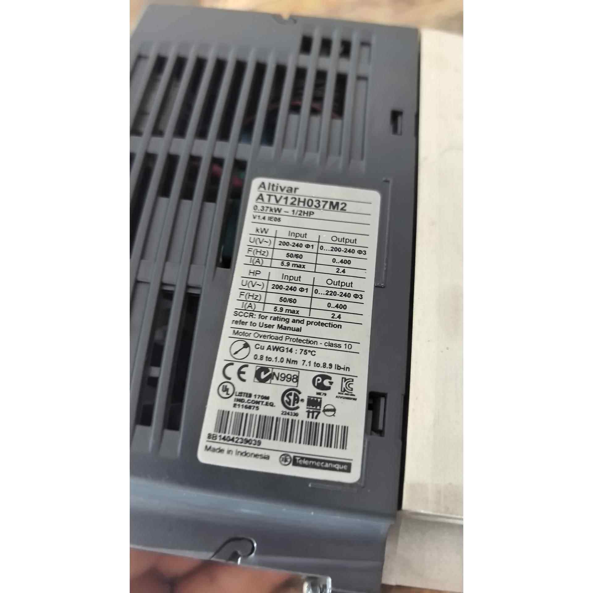 变频器ATV12H037M2，0.37KW，原装正品，议价