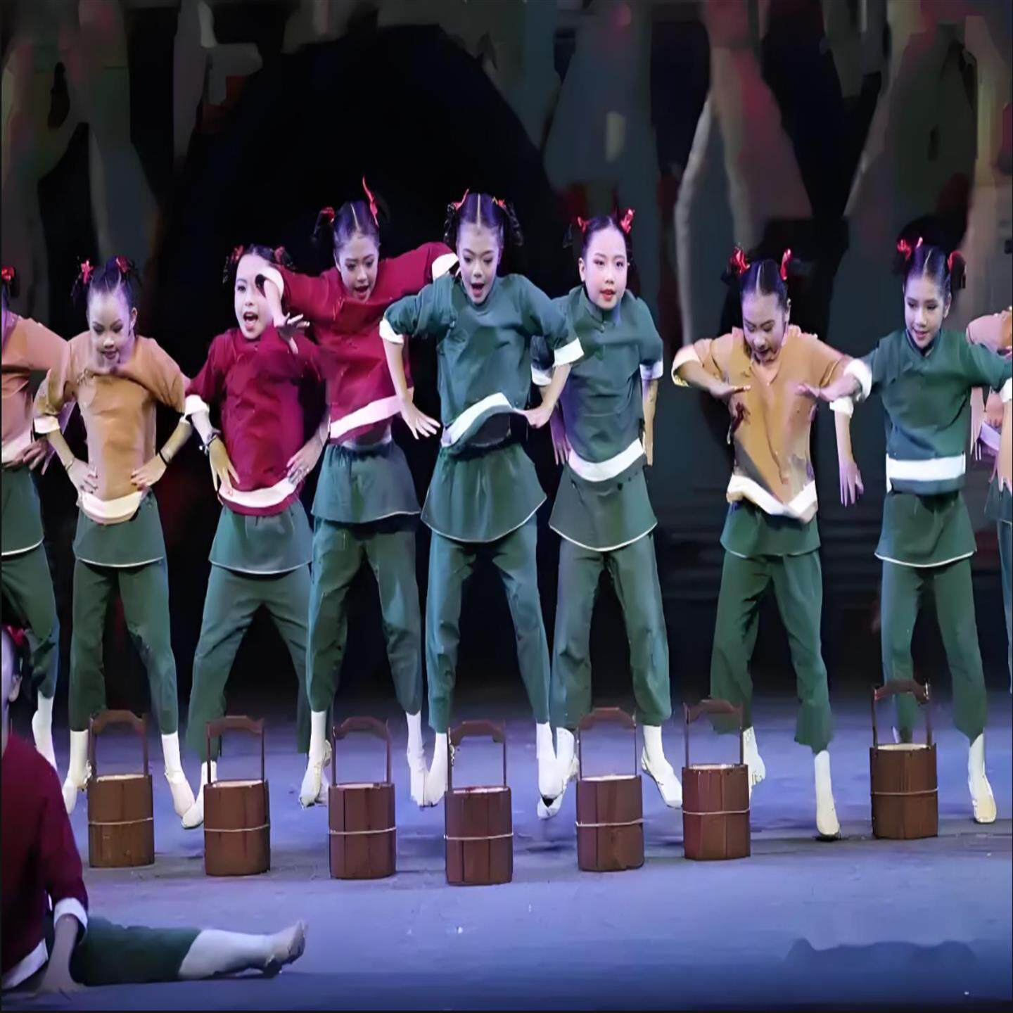 我心中的河演出服禾下乘凉梦禾稻梦表演道具木桶一条大河舞蹈服装