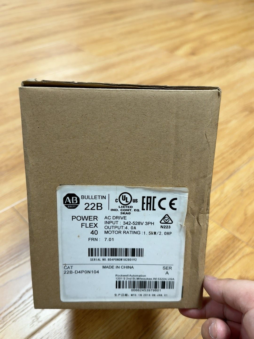 AB罗克韦尔22B-D4P0N104   全新未使用  内外