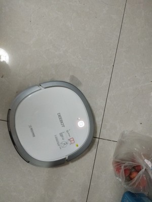 真实对比科沃斯DK35和石头S51扫地机器人哪个好,区别大不大呢?