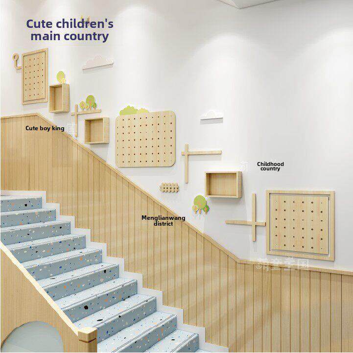 幼儿园环境创作楼梯间走廊过道实木包装楼梯文化墙简约风格自然主