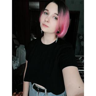 short women sleeved shirt