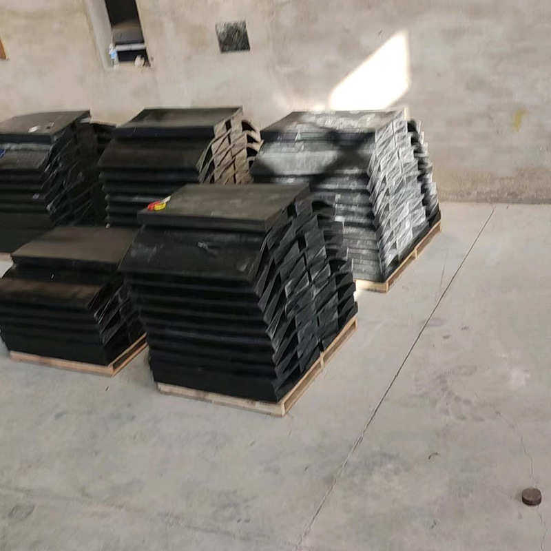 批发橡胶钢卷鞍座橡胶制品固定胶座橡胶垫块 钢圈垫橡胶鞍座