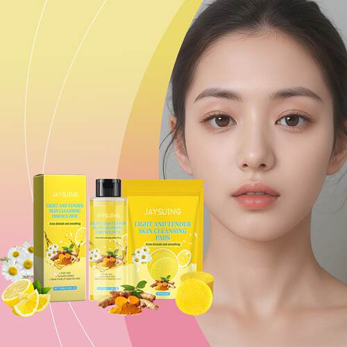 Jaysuing Turmeric Skin-Refining Cleansing Essence - A cleans
