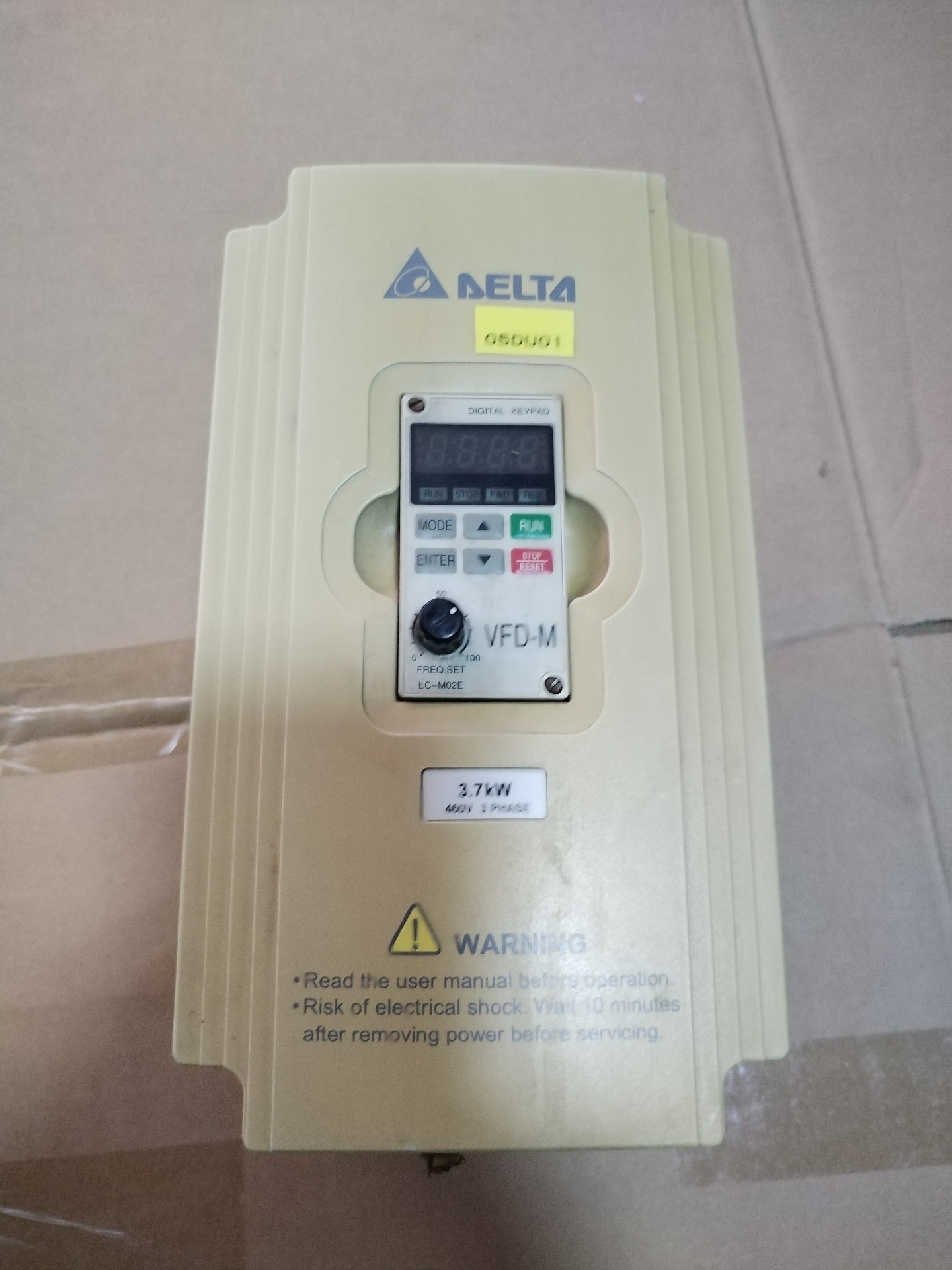 台达变频VFD037M43A 3.7KW 380V 实物拍摄