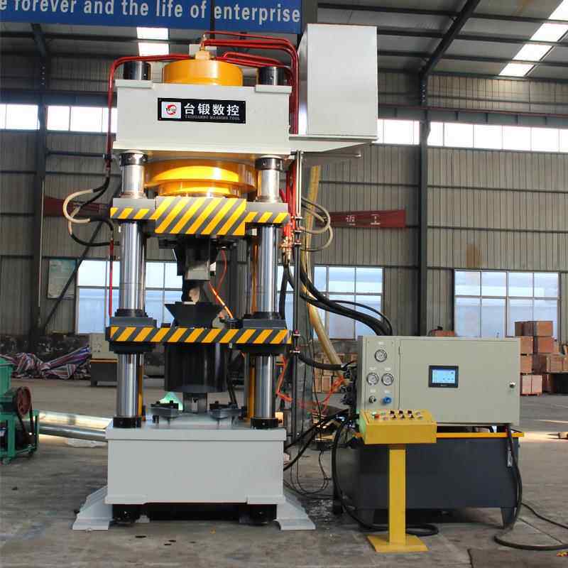 500吨全自动上料牛羊舔砖机压块机矿物盐营养盐砖粉末成型液压机