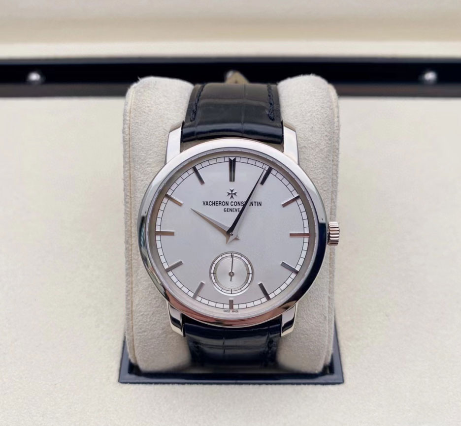 98新江诗丹顿传袭18k白金82172/000G-9383手动机械38mm男表