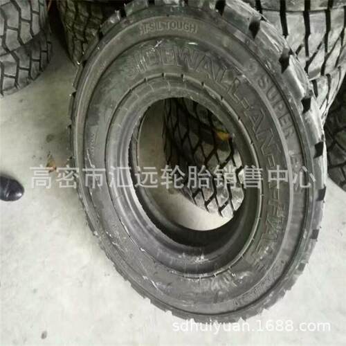 现货 7.00-15 工业实心叉车轮胎 700-15