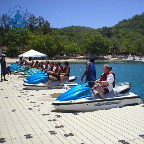 摩托艇停靠板船坞停泊位水上人行走道泡沫板塑料浮筒浮桥浮台码头