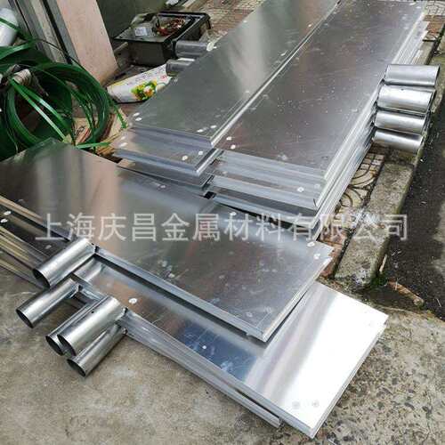 道路东西方向指示牌 路名牌1500*450带托盘整套 厂家直销