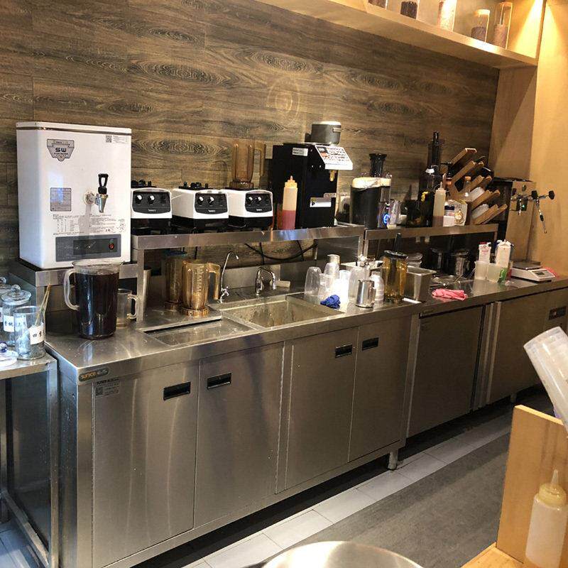 商业奶茶店工作台,水吧,不锈钢操作台,摇床,冷藏和冷冻奶茶设
