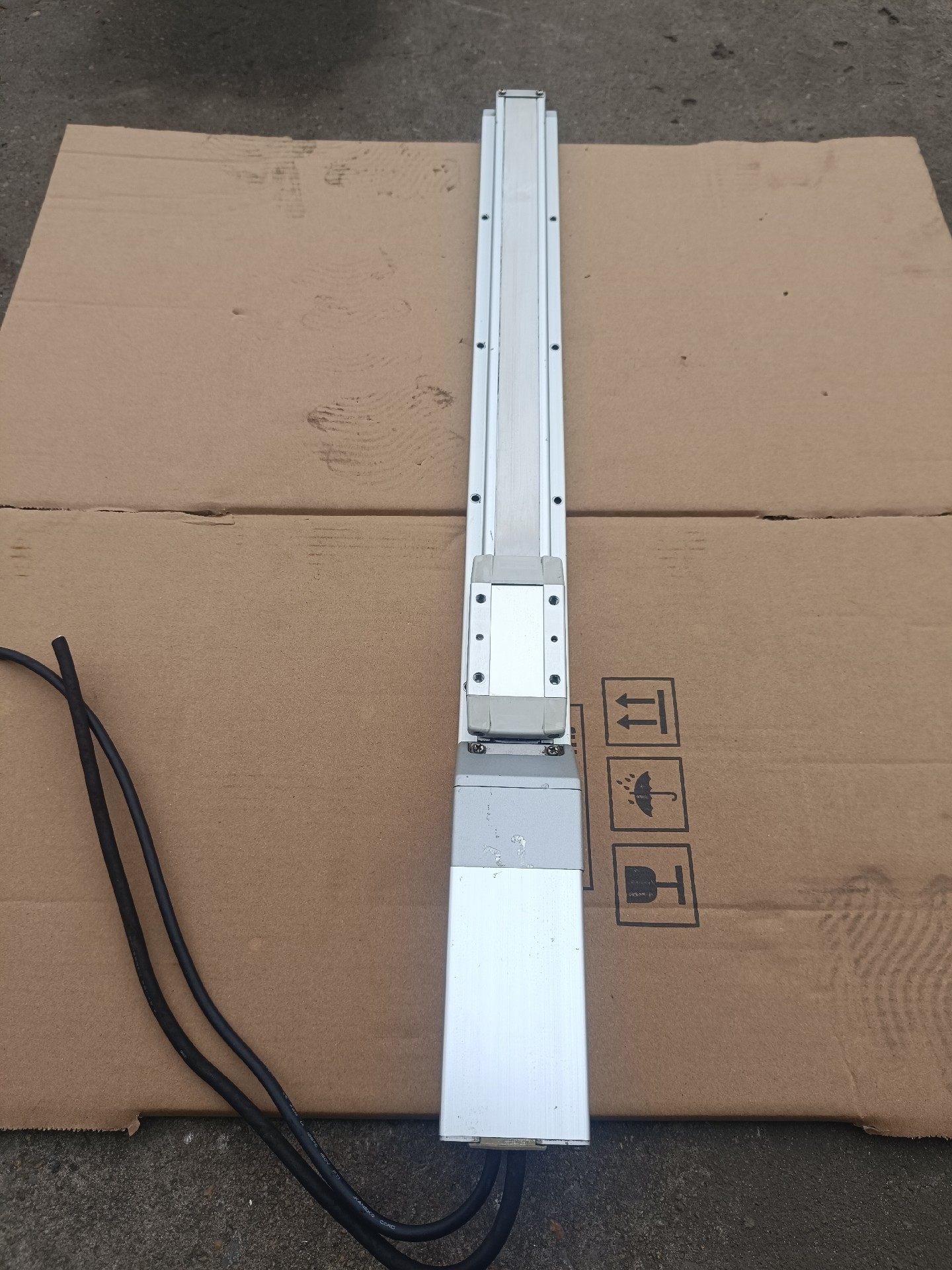 日本原装SMC电缸，LEFS25S2A-400-R5A2H，