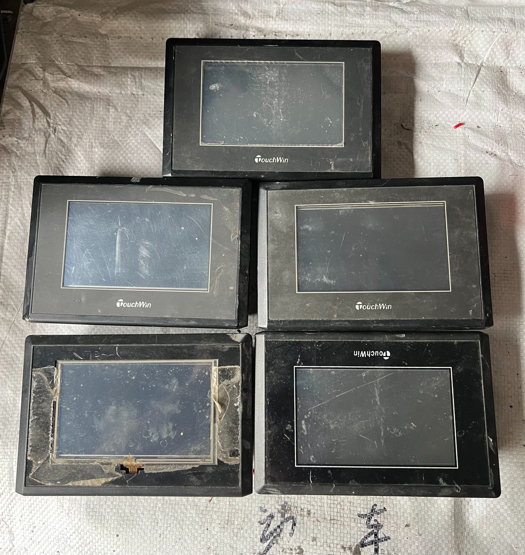 信捷触摸屏。型号:TH465-MT