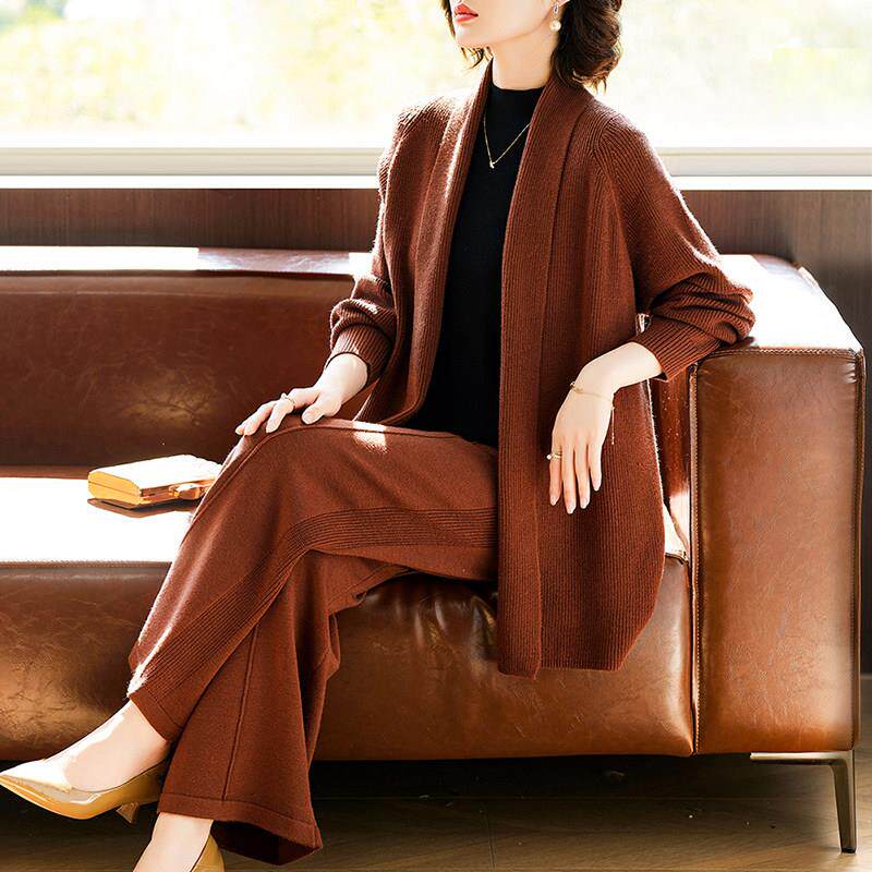 妈妈春装2025新款时尚针织外套中老年女运动服套装休闲 上衣两件