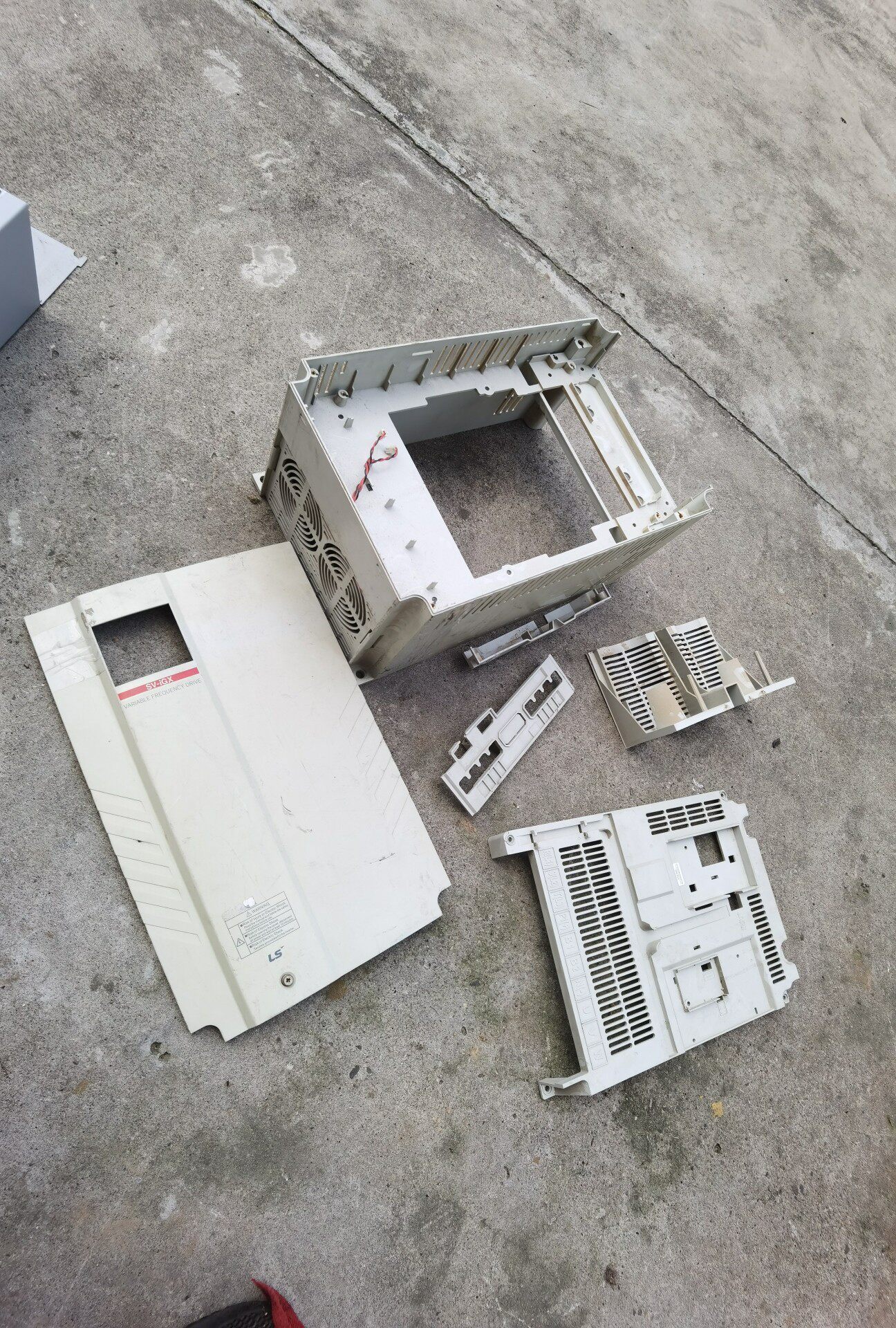 22KW产电变频器SV220iGX-4塑料壳