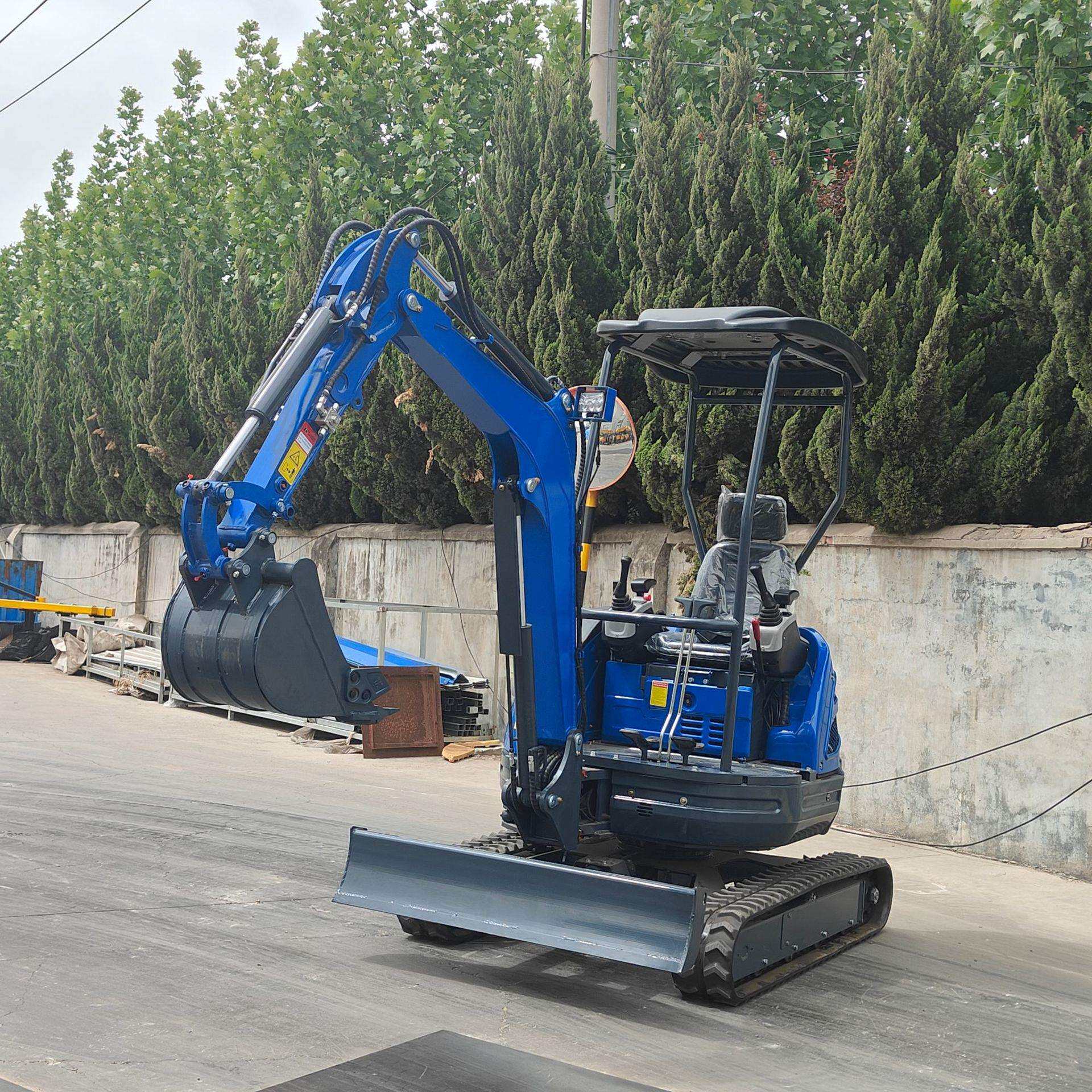 外贸出口HT25J履带式挖掘机 工地施工小型挖土机 墙体破拆小挖机
