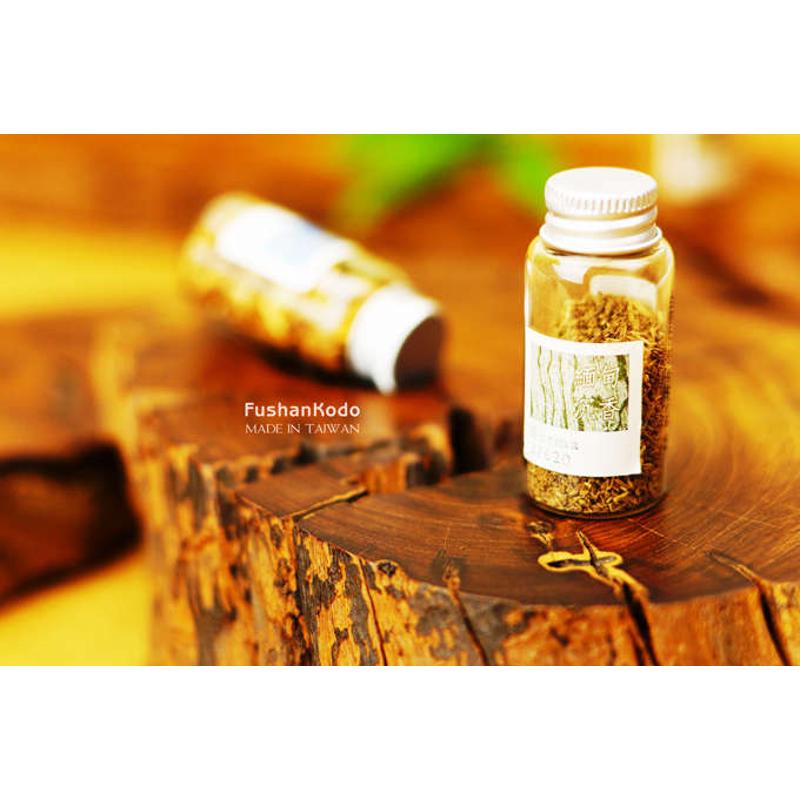 富山香堂沉香檀香原木精品罐香材绿琦楠会安富森香料电子隔火熏香