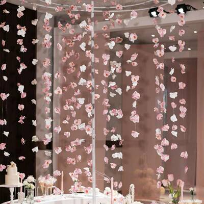 悬浮花朵门帘橱窗商场悬浮布置道具材料瀑布花吊饰背景打卡漂浮