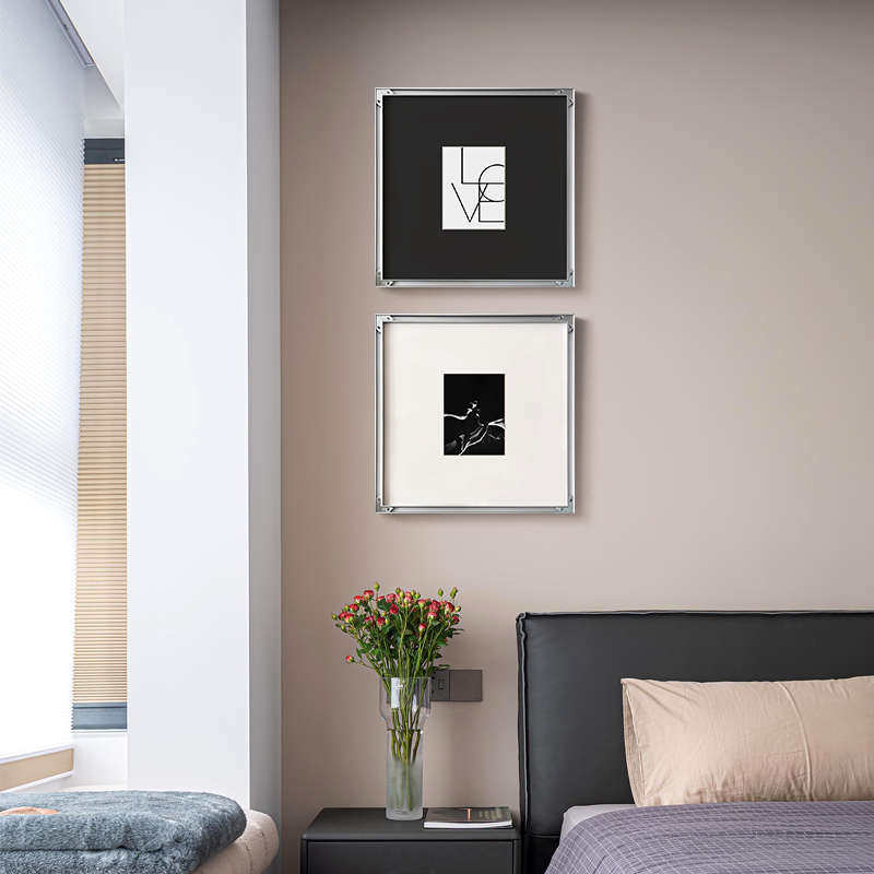 �������� �ڰ���Ӱ����װ�λ��ִ���Լ����ǽ��С����������һ�