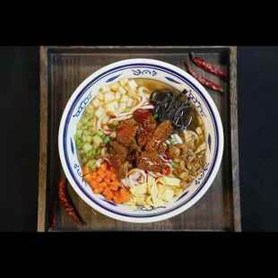 厂家供应商用家用臊子肉酱拌面臊子面拌面肉酱酸汤臊子肉酱