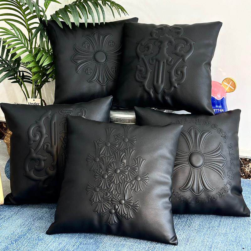 欧式奢华感十字架皮革抱枕潮流家居装饰车载沙发客厅床头靠垫腰靠