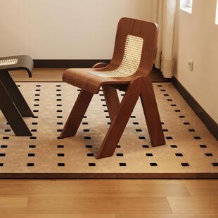 中古风实木餐椅家用小户型2025新款高端胡桃木色设计师款休闲餐椅