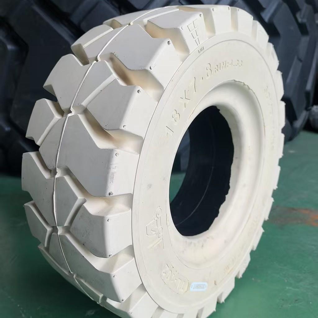 燃油电瓶叉车环保实心轮胎18x7-8/23x9-10/650-10/28x9-15等轮胎