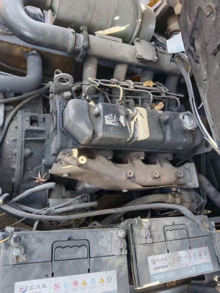 1月2日青岛【资产处置】现代(进口)5吨叉车一台自动挡功能正常网络拍卖公告