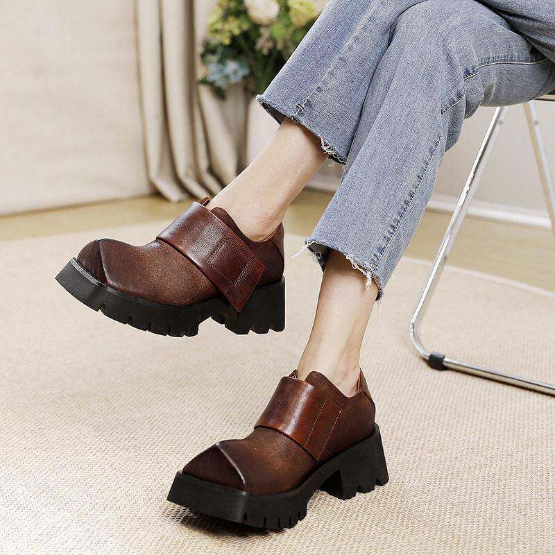 香港手工厚底鞋女2025秋冬新款复古厚底粗跟方头单鞋子小众设计感