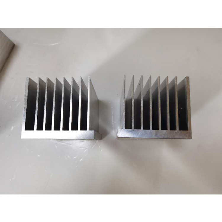 铝合金CNC加工挤压100x60/150x60尺梳高密齿散热器铝型材铝板