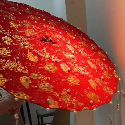 珍珠缀婚伞中式国风红长柄结婚喜伞新娘伞出嫁陪嫁迎亲出门伞礼物