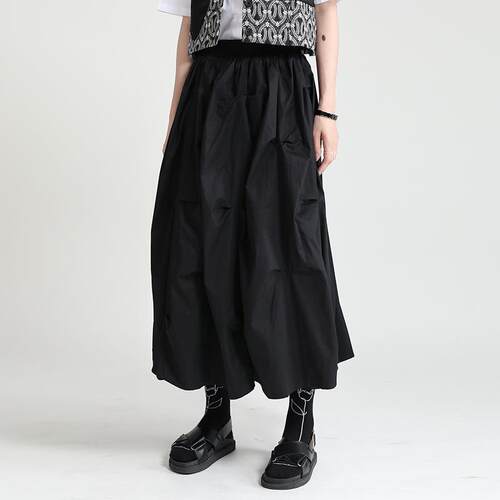 Women's high waisted mid length floral skirt