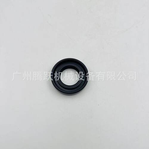 挖掘机装载机钩机工程机械配件VOE14537414 EC700风扇泵骨架油封