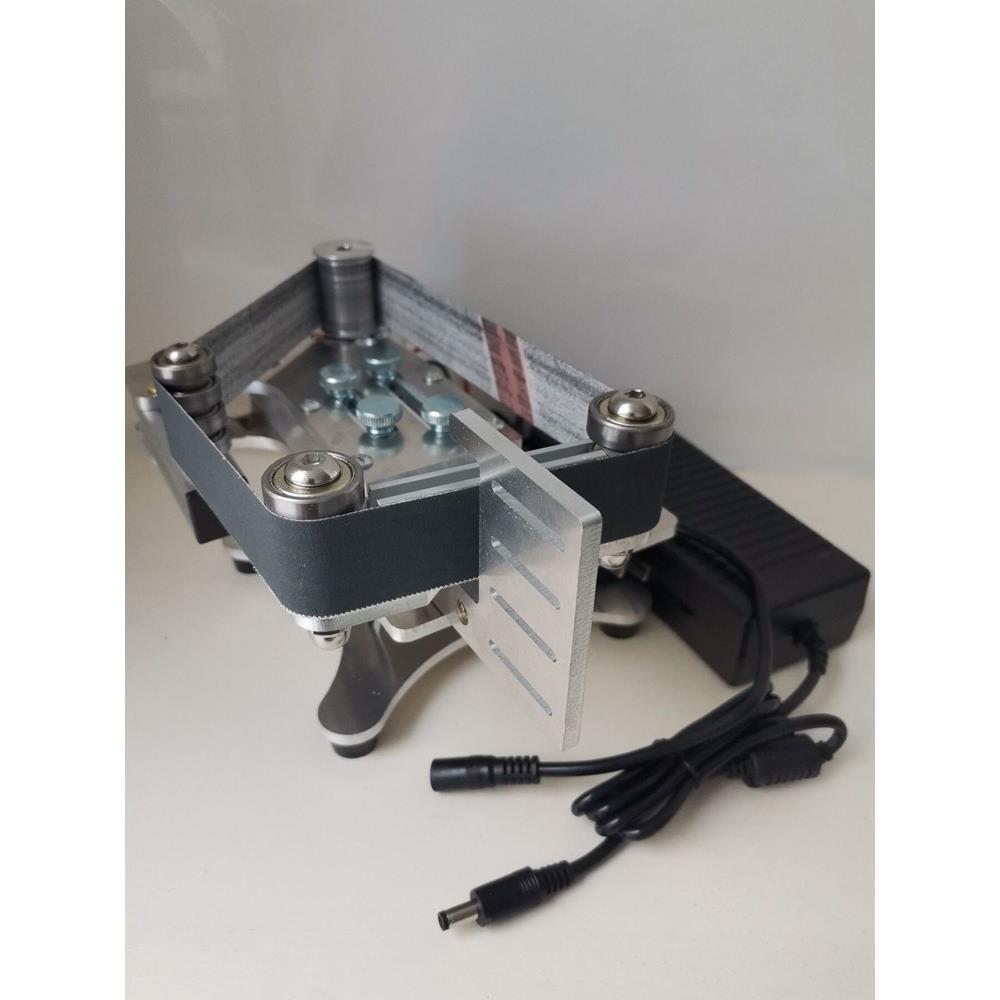 新型多功能迷你砂带机DIY抛光机台式家用电动砂布架工具