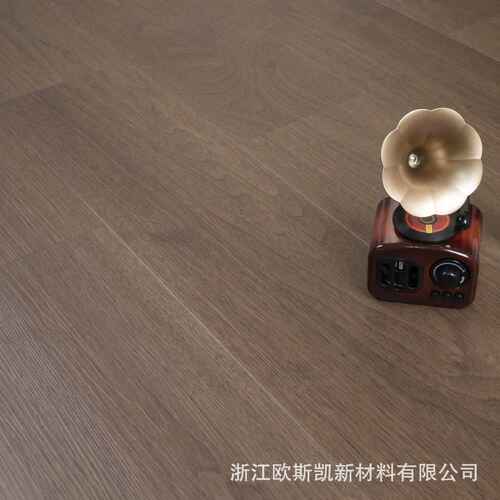 工厂定制现代简约风热卖spc地板石塑地板E0级1220*183*4.5mm