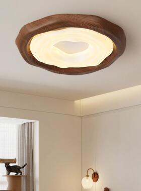 胡桃木色曲奇卧灯中古奶风吸顶e灯网红儿童室房间全光836谱l油d灯