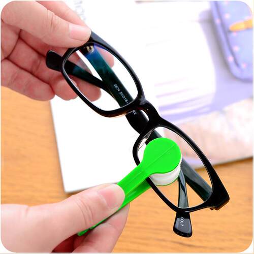 Creative multi-functional portable lens cleaning cloth, desi